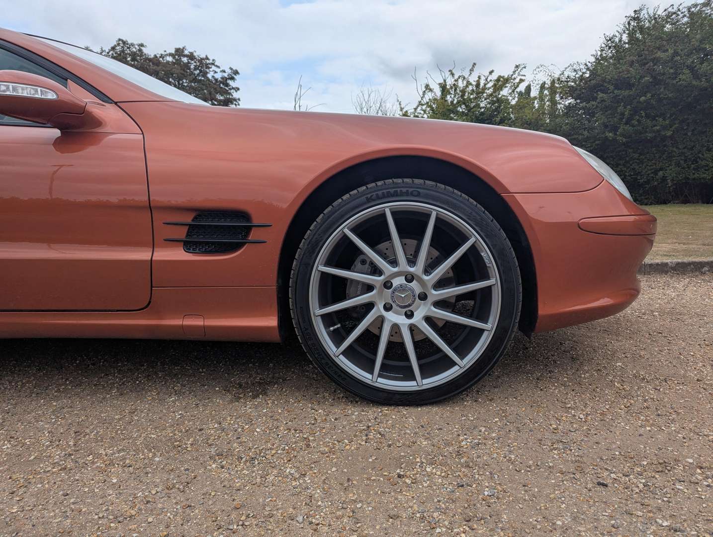 <p>2003 MERCEDES SL500</p>