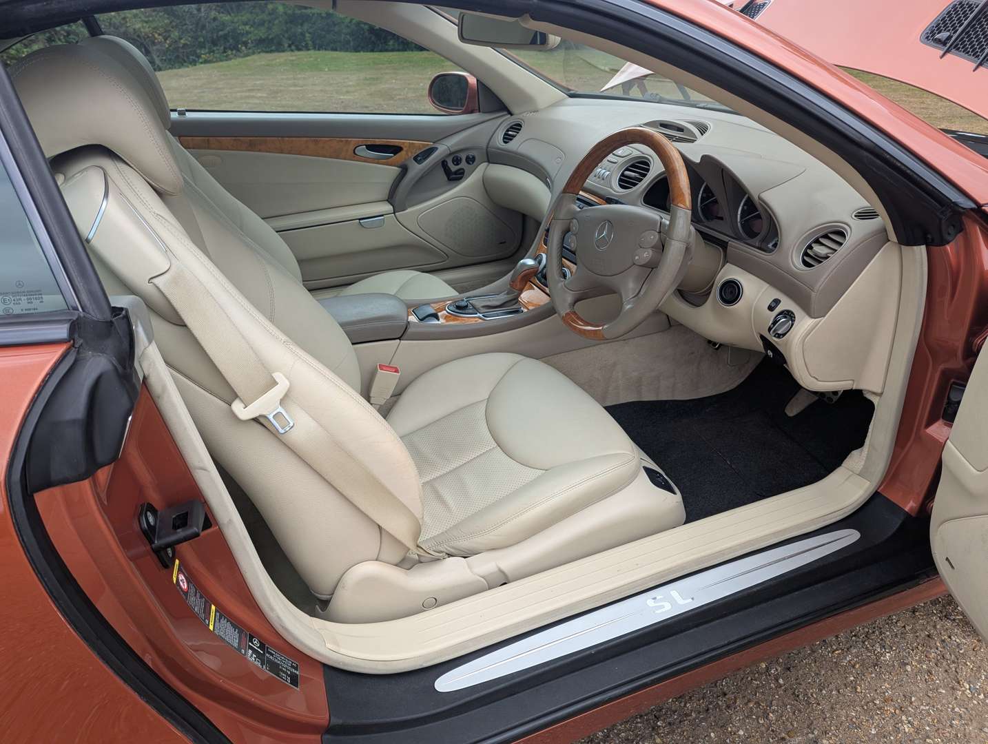 <p>2003 MERCEDES SL500</p>
