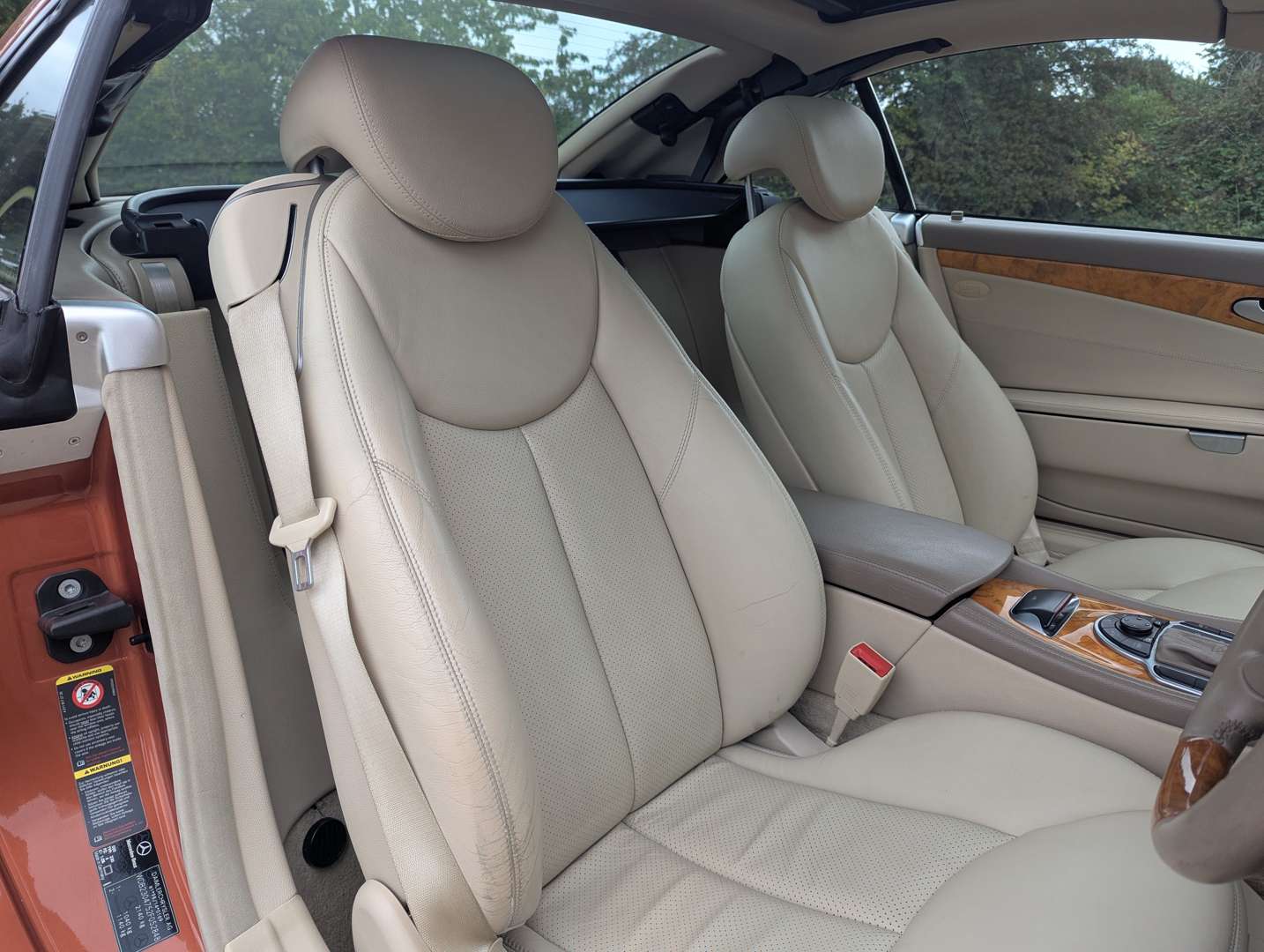 <p>2003 MERCEDES SL500</p>