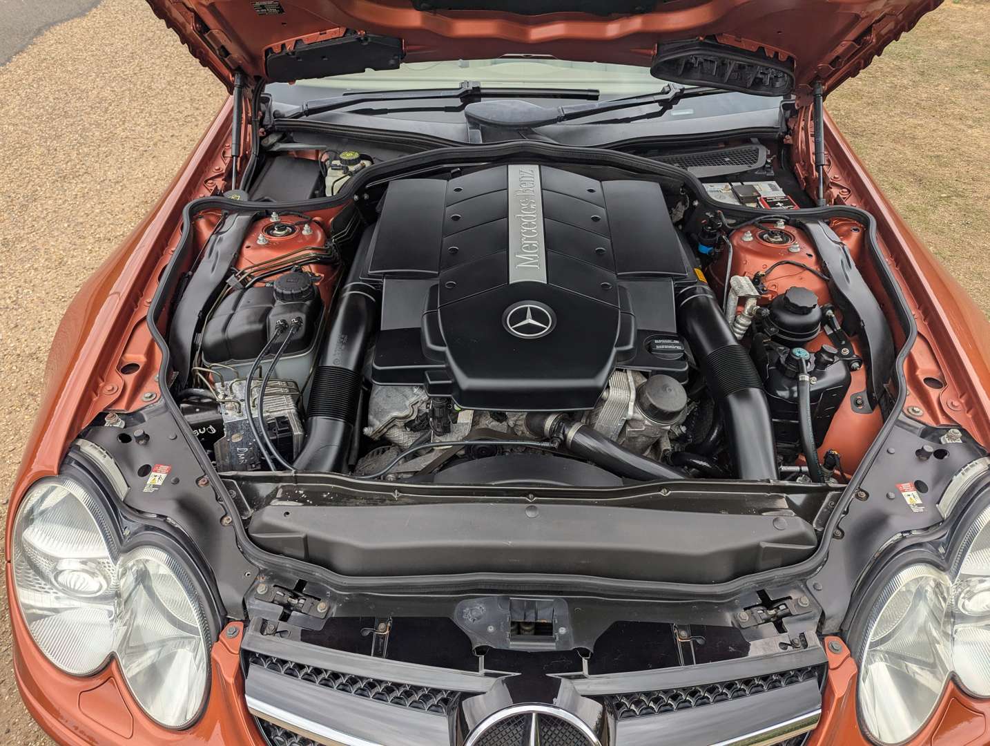 <p>2003 MERCEDES SL500</p>