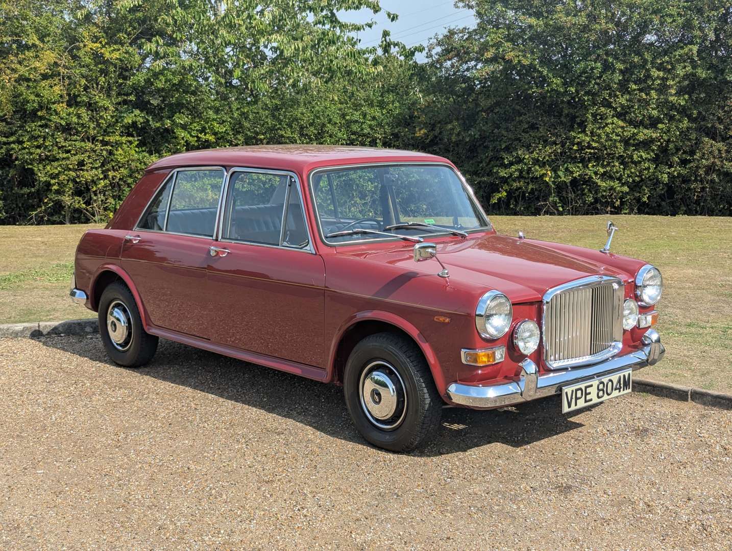 <p>1974 VANDEN PLAS 1300 PRINCESS 5,809 MILES FROM NEW</p>