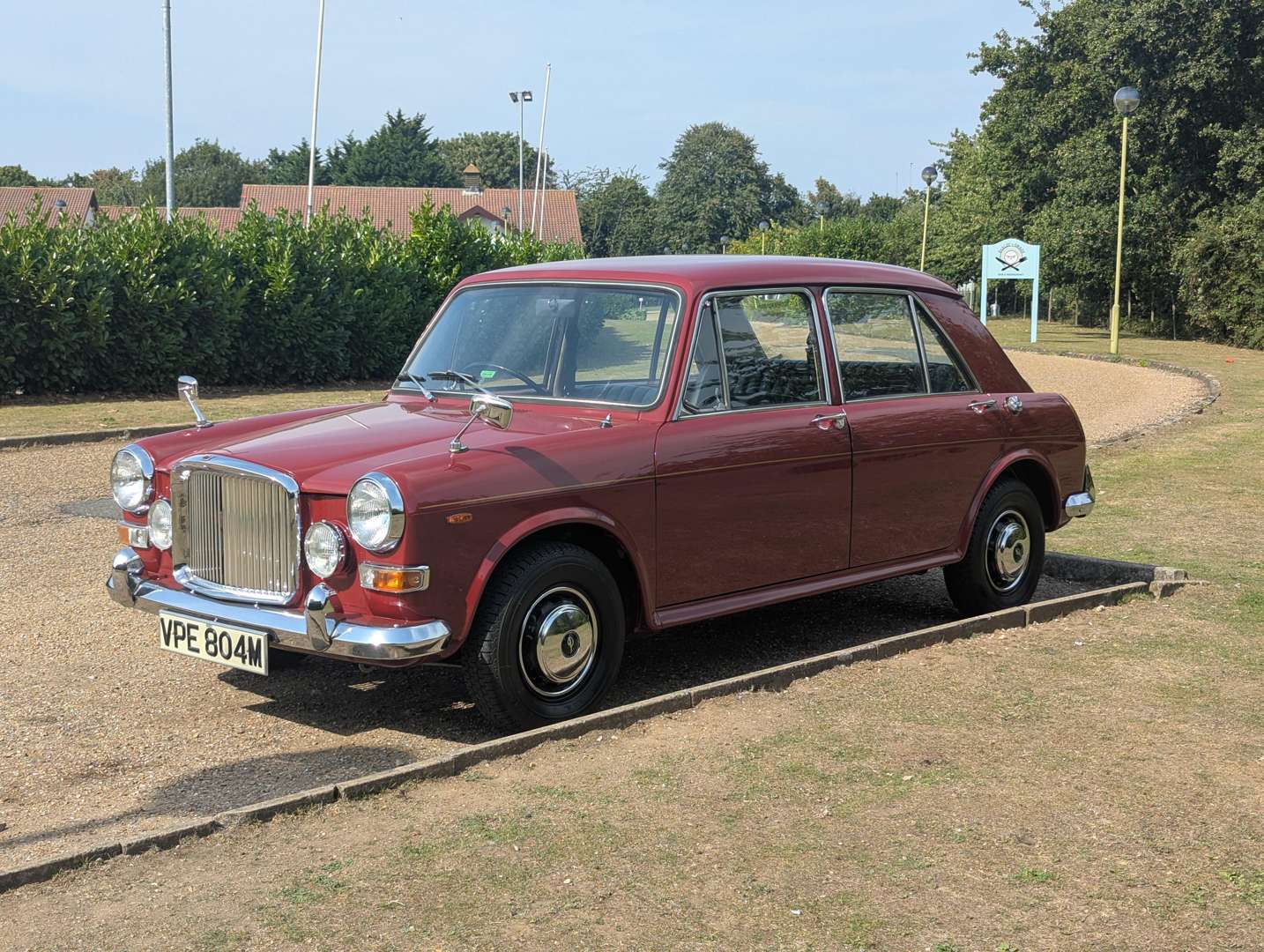 <p>1974 VANDEN PLAS 1300 PRINCESS 5,809 MILES FROM NEW</p>