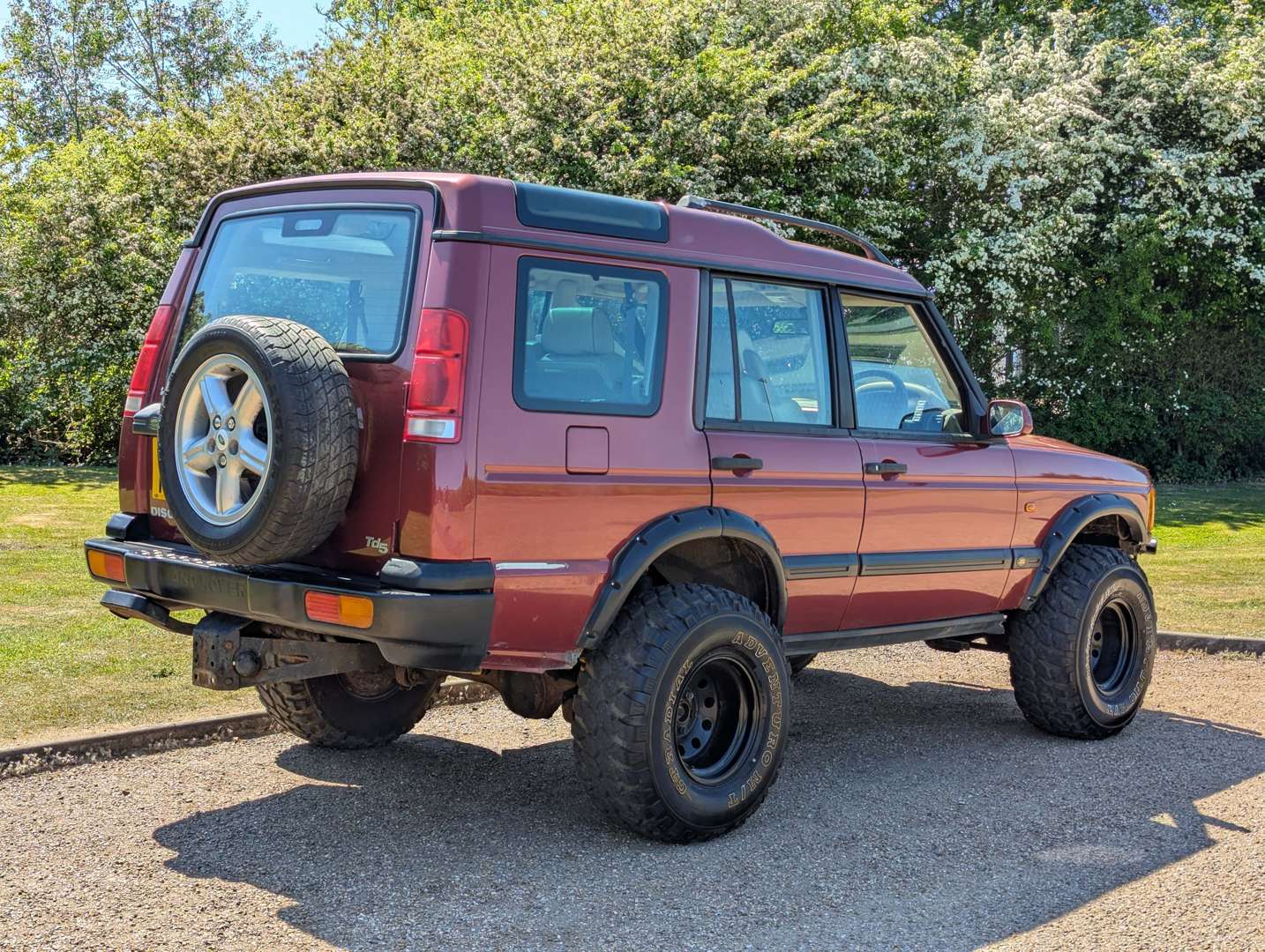 <p>2000 LAND ROVER DISCOVERY TD5 ES AUTO</p>