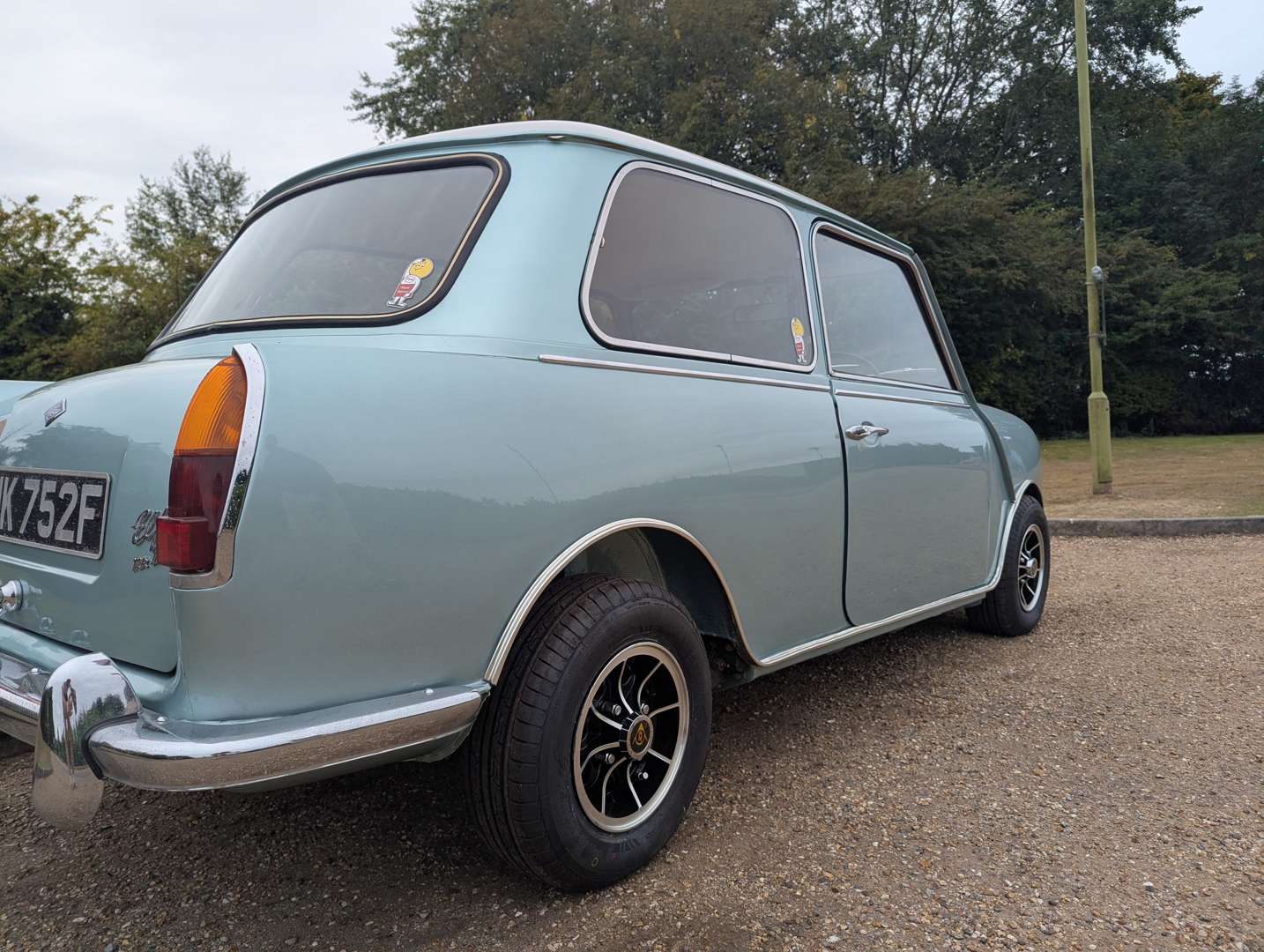 <p>1968 RILEY ELF</p>