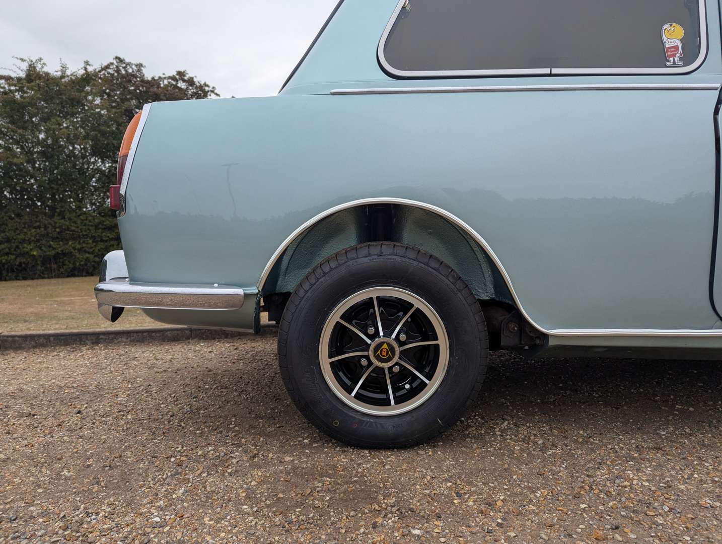 <p>1968 RILEY ELF</p>