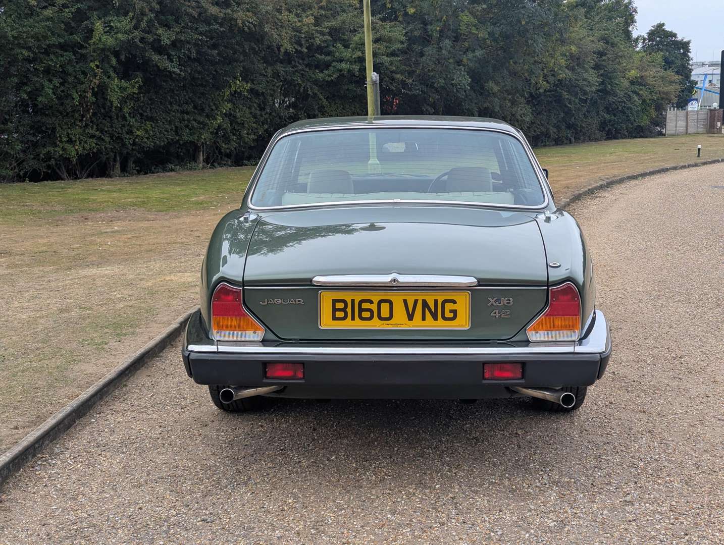 <p>1985 JAGUAR XJ6 4.2</p>