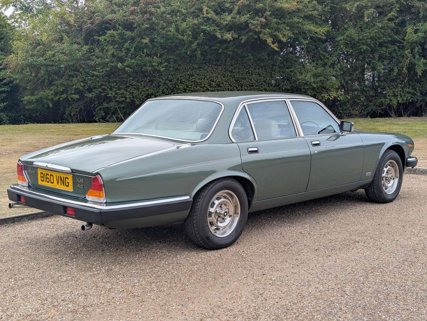 <p>1985 JAGUAR XJ6 4.2</p>