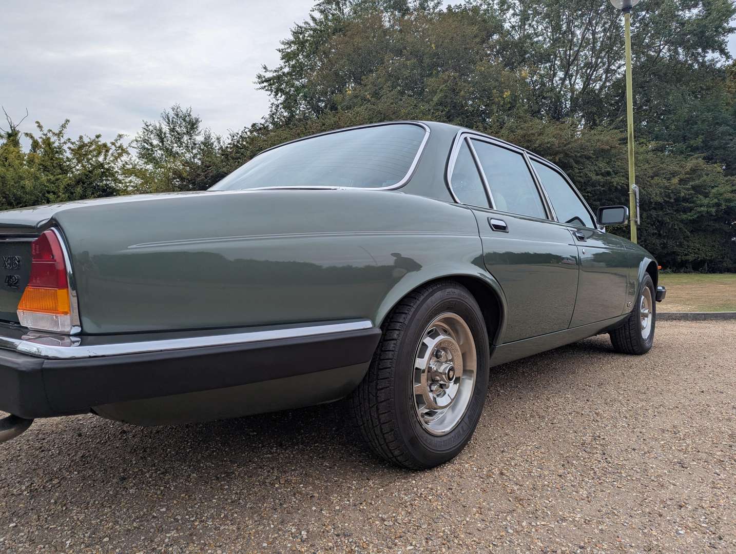<p>1985 JAGUAR XJ6 4.2</p>