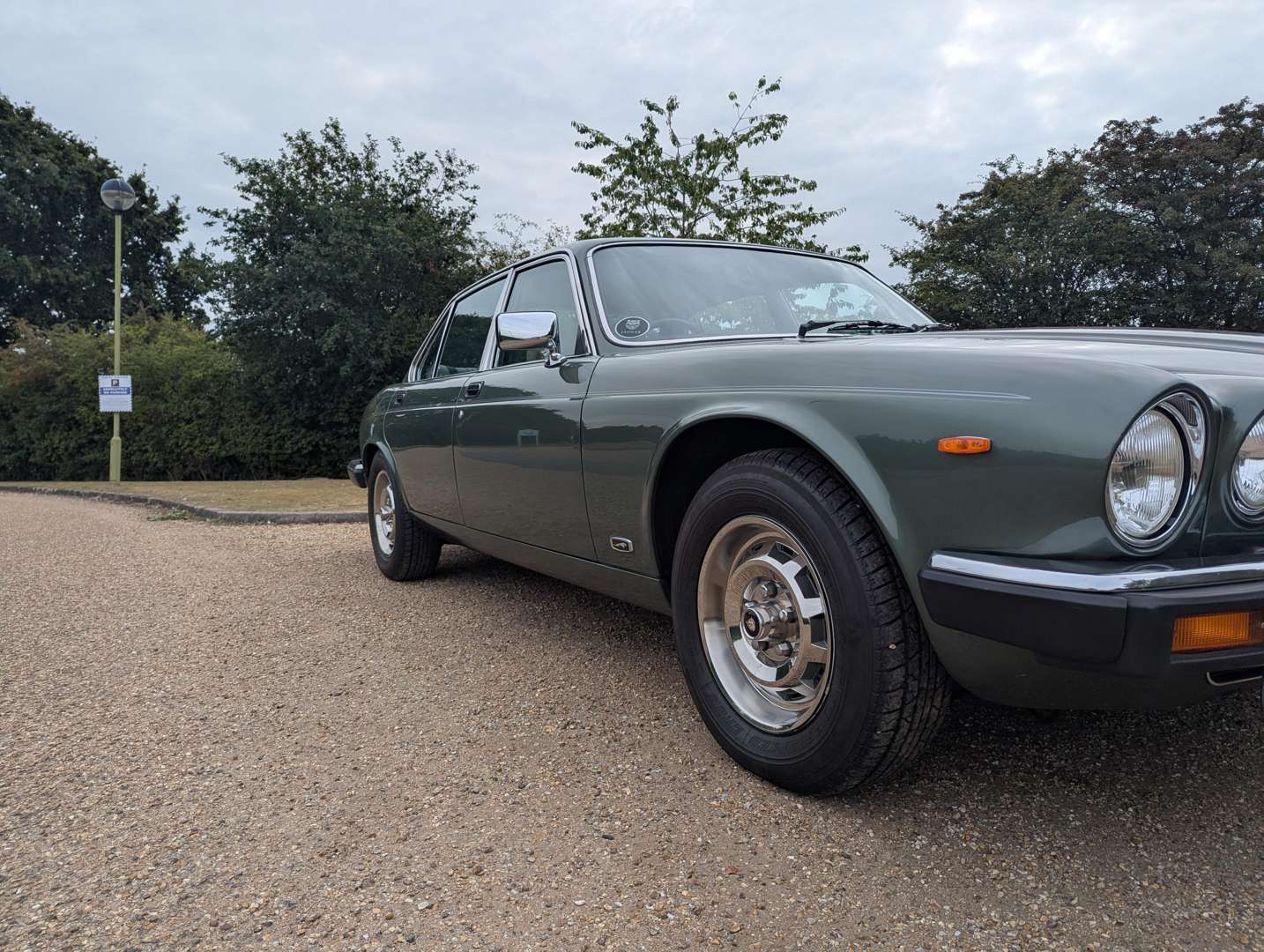 <p>1985 JAGUAR XJ6 4.2</p>