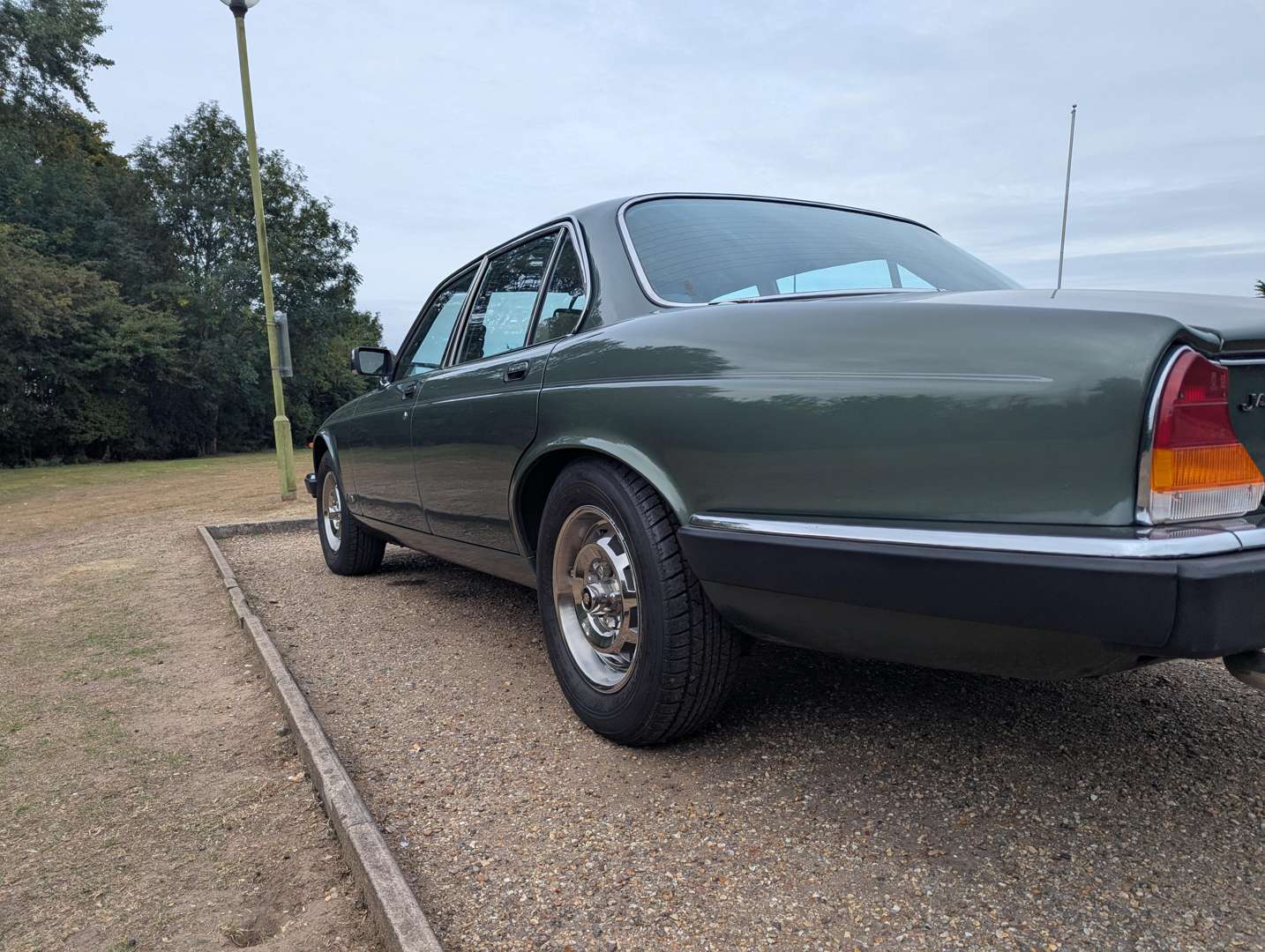 <p>1985 JAGUAR XJ6 4.2</p>