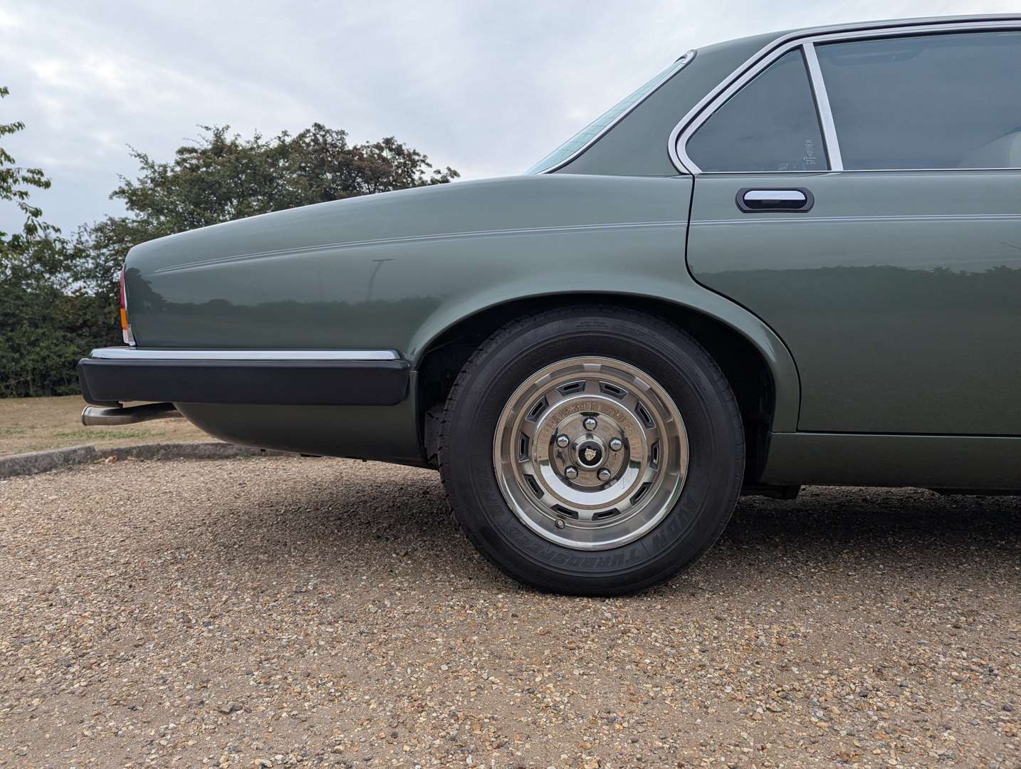 <p>1985 JAGUAR XJ6 4.2</p>