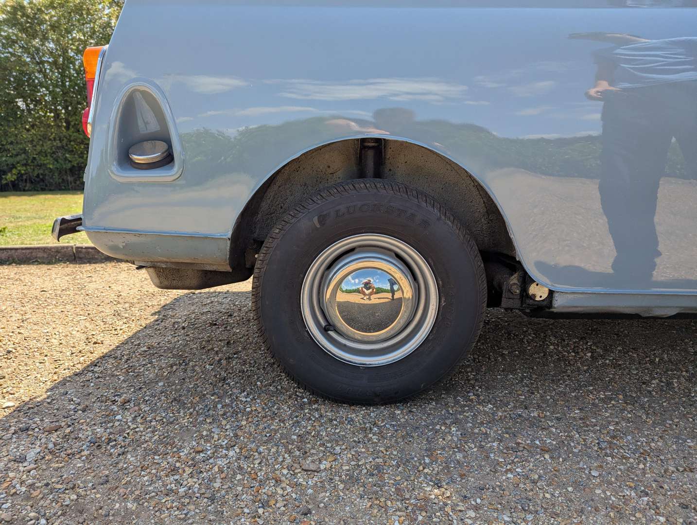 <p>1961 AUSTIN MINI VAN</p>