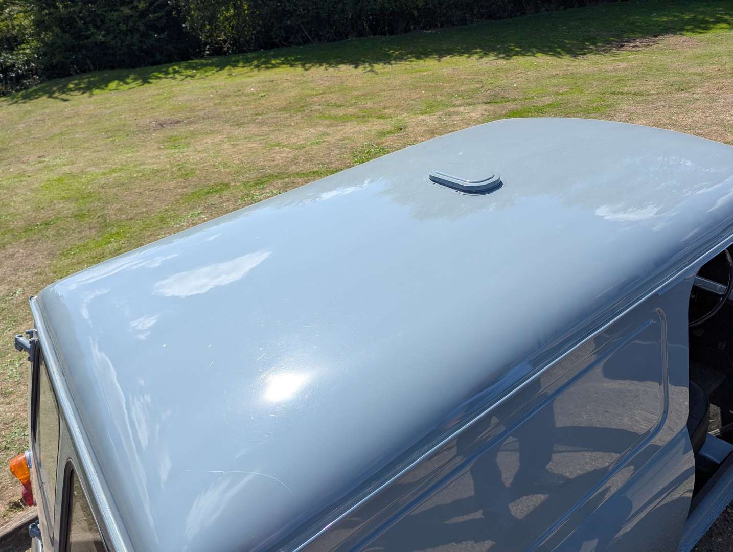 <p>1961 AUSTIN MINI VAN</p>