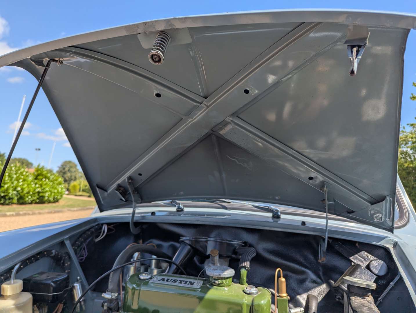 <p>1961 AUSTIN MINI VAN</p>