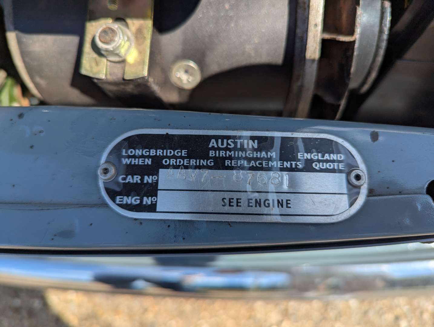 <p>1961 AUSTIN MINI VAN</p>