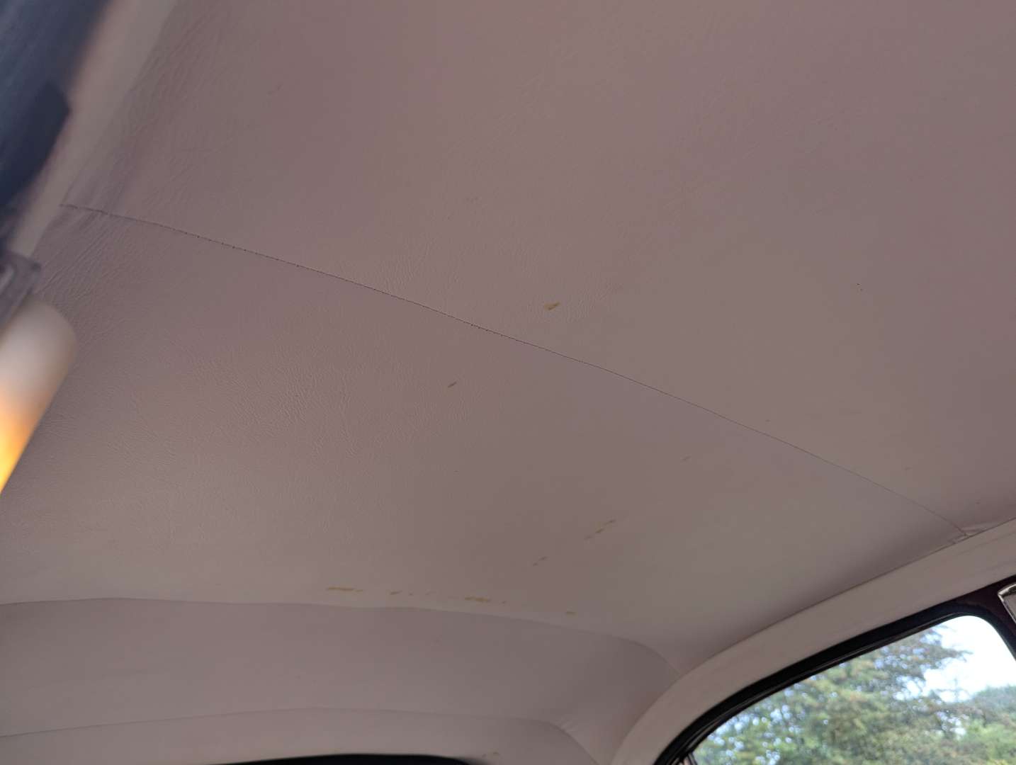 <p>1956 WOLSELEY 15/50</p>