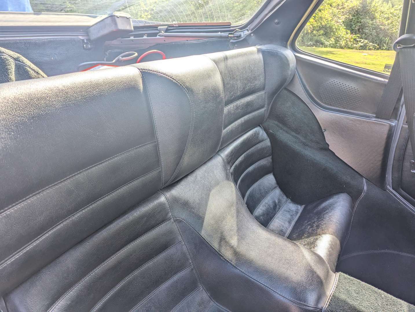 <p>1986 PORSCHE 944 TURBO</p>