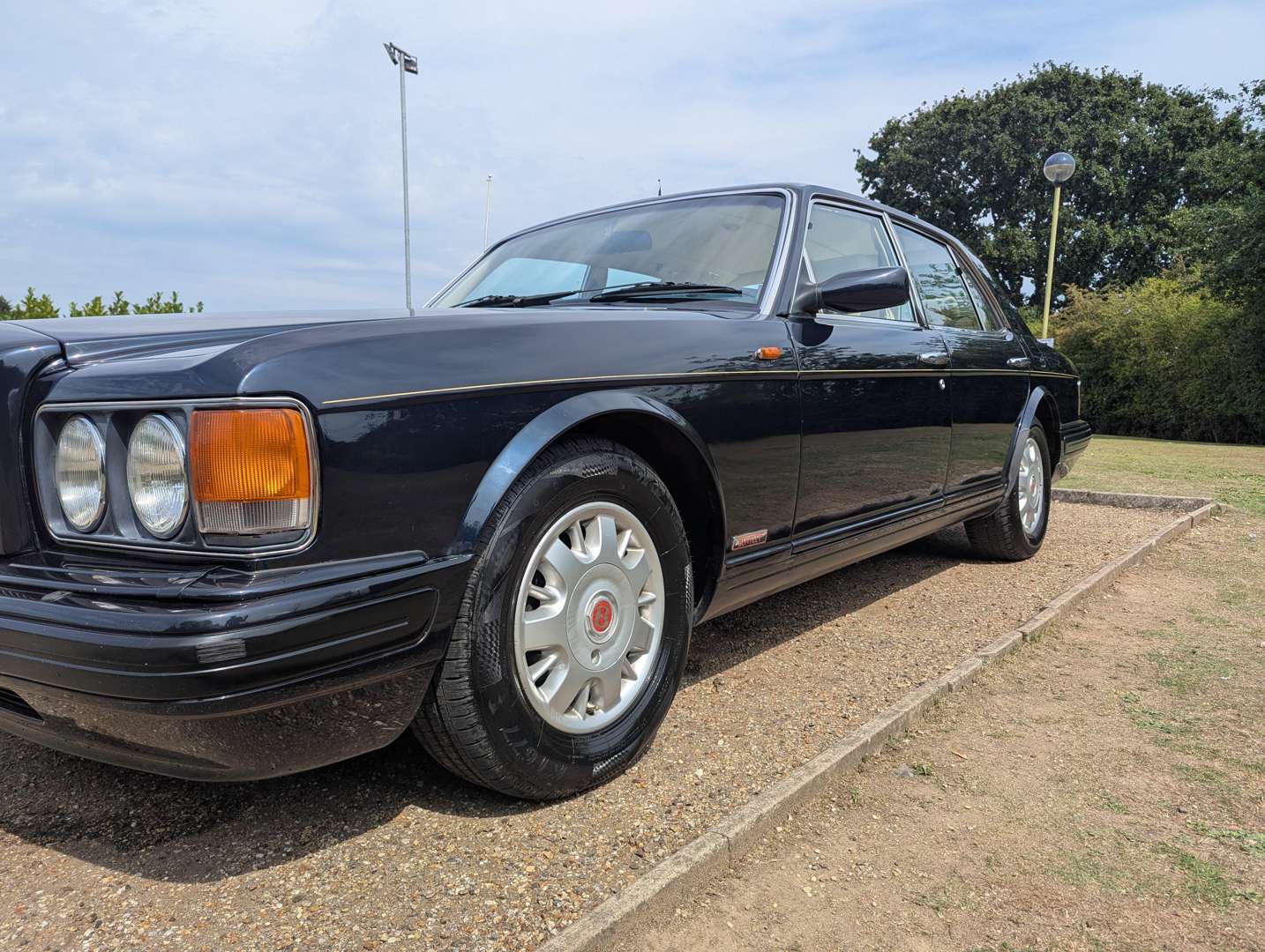 <p>1997 BENTLEY BROOKLANDS AUTO</p>