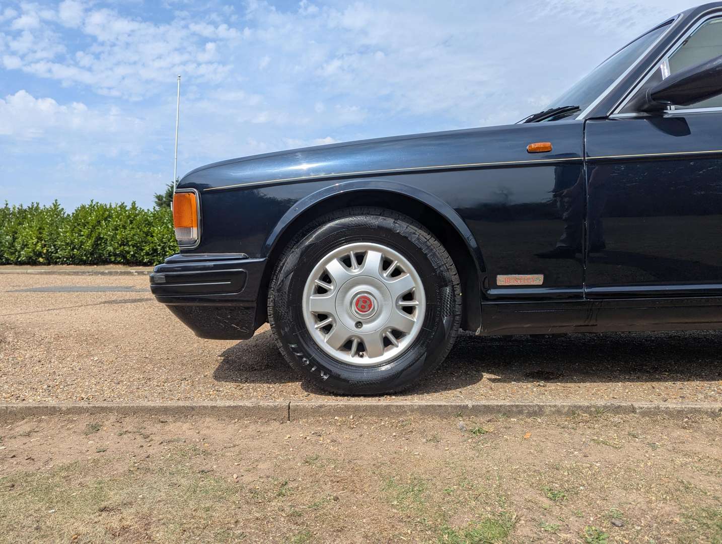 <p>1997 BENTLEY BROOKLANDS AUTO</p>