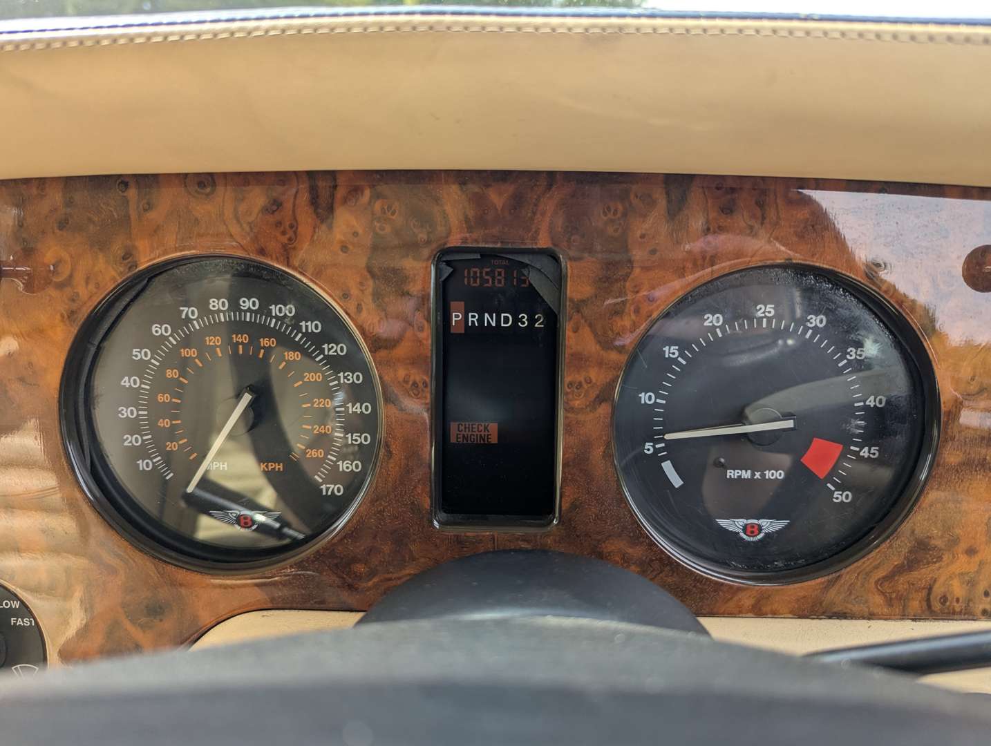 <p>1997 BENTLEY BROOKLANDS AUTO</p>