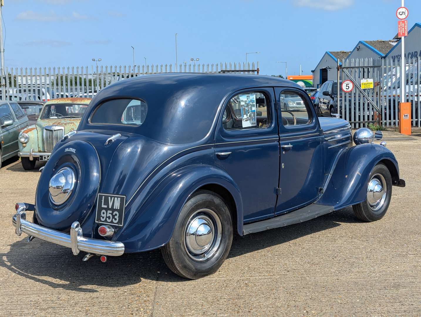 <p>1951 FORD V8 PILOT</p>