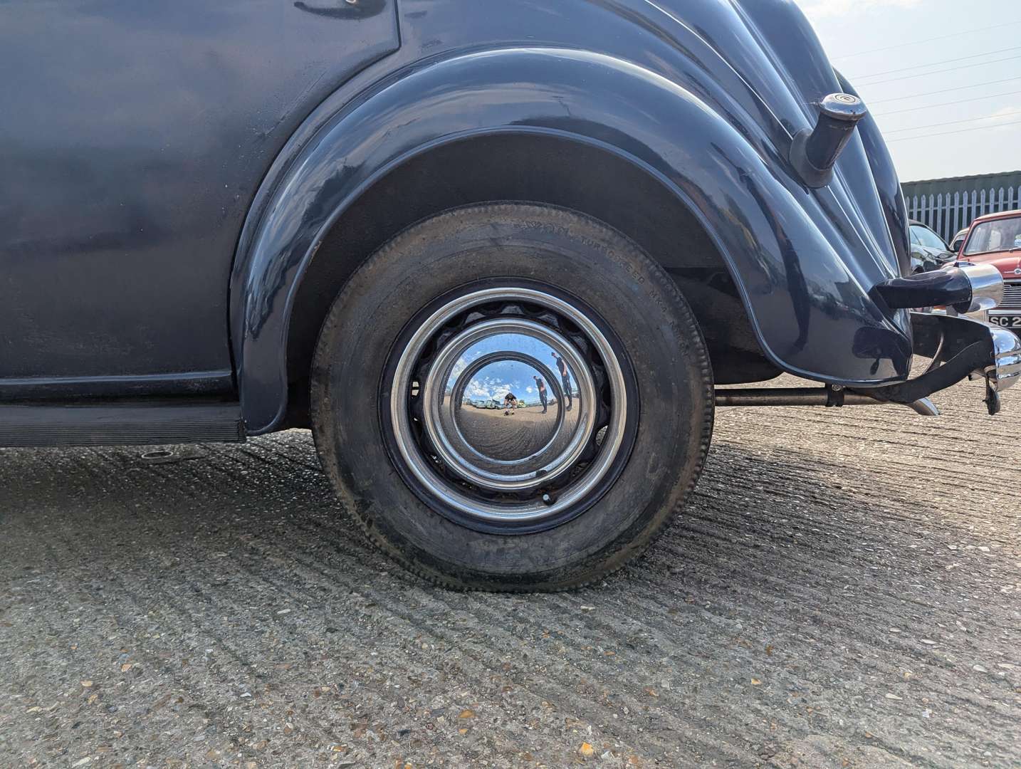 <p>1951 FORD V8 PILOT</p>