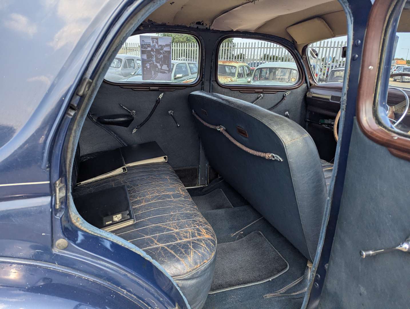 <p>1951 FORD V8 PILOT</p>