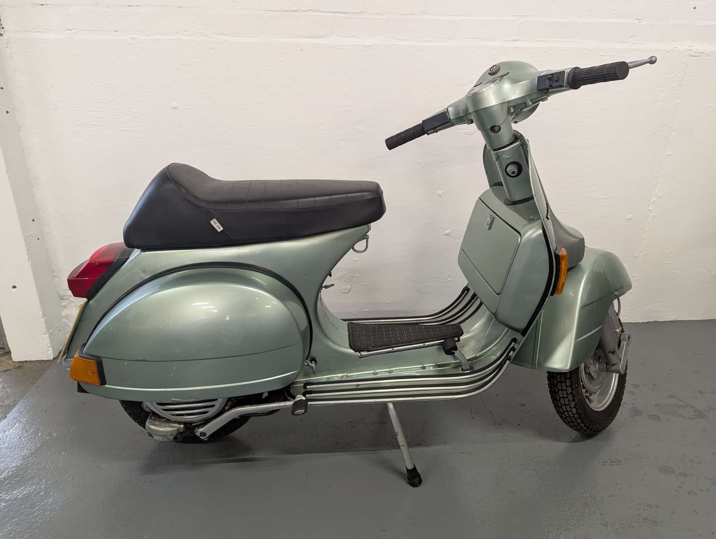 <p>1981 PIAGGIO PX125</p>