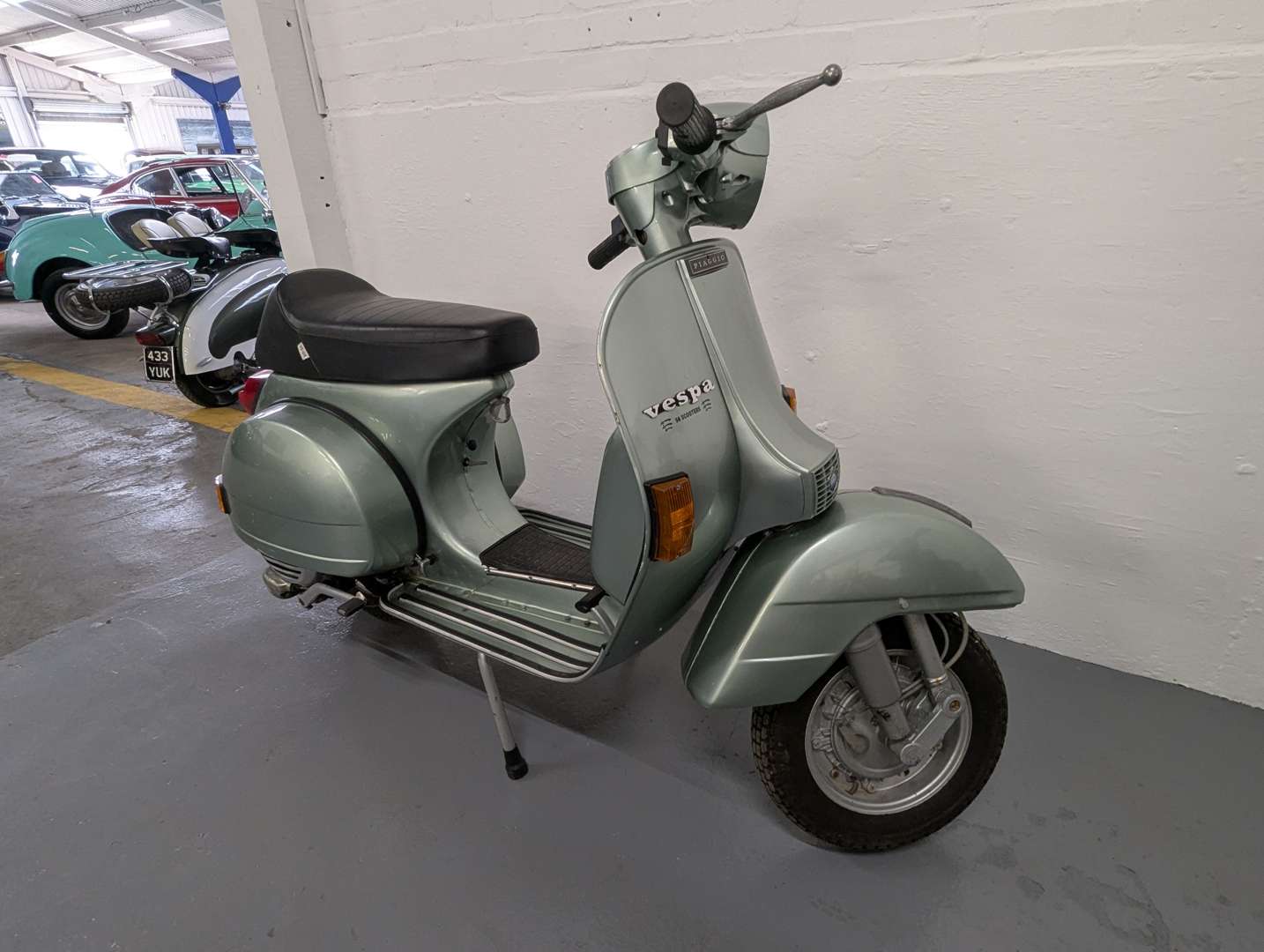 <p>1981 PIAGGIO PX125</p>