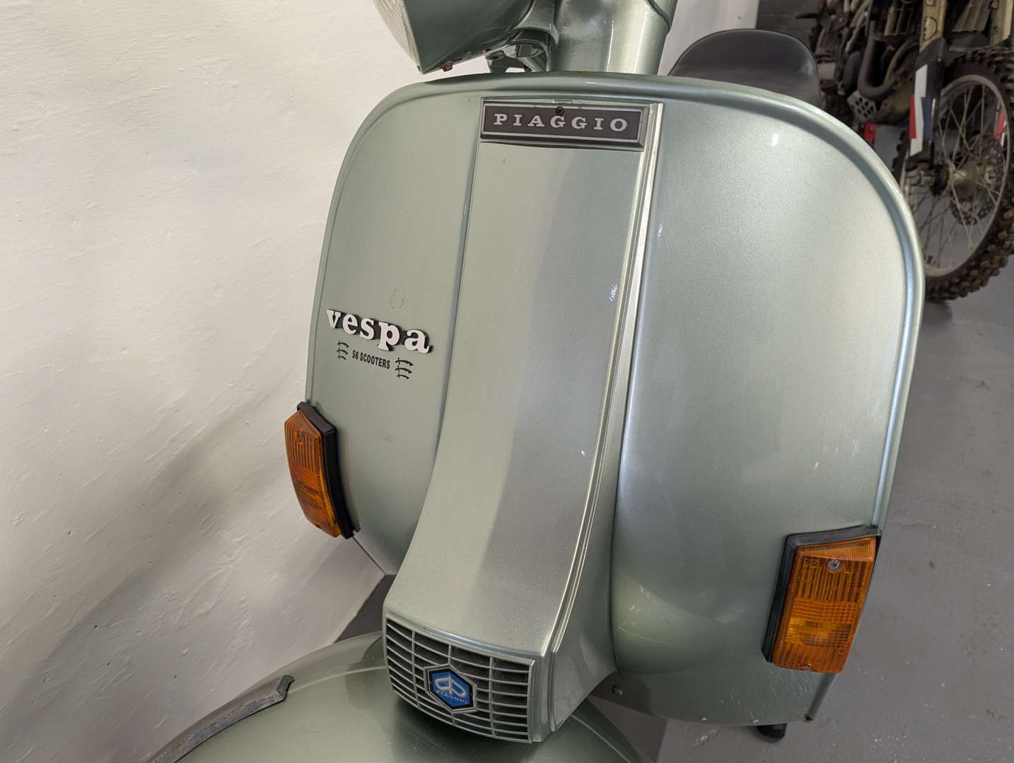 <p>1981 PIAGGIO PX125</p>
