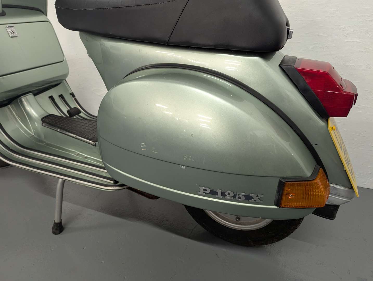 <p>1981 PIAGGIO PX125</p>