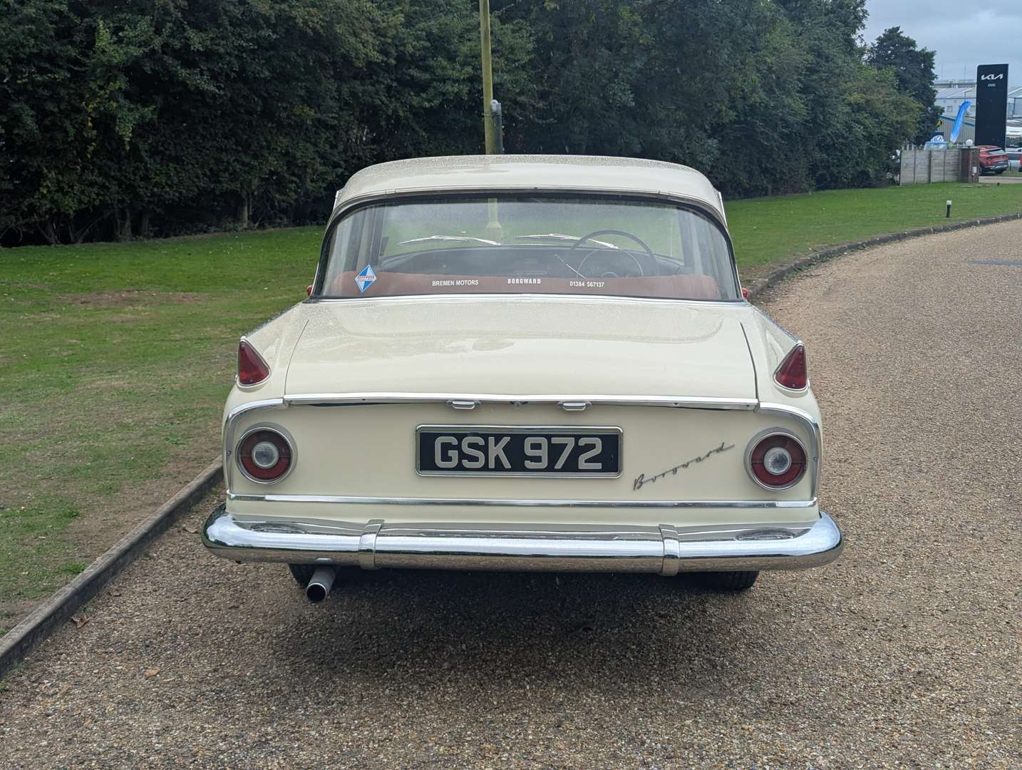 <p>1961 BORGWARD P100</p>