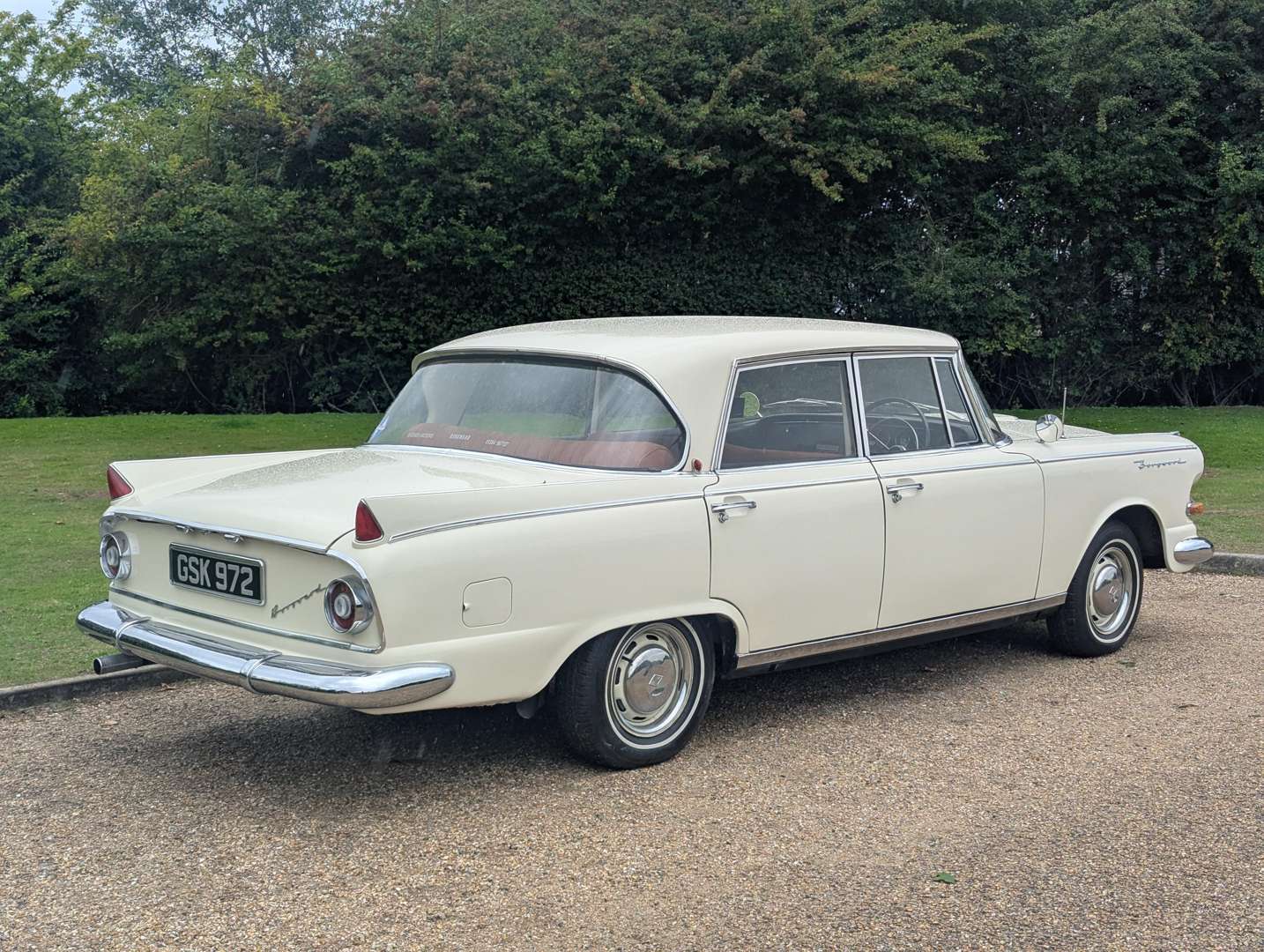 <p>1961 BORGWARD P100</p>