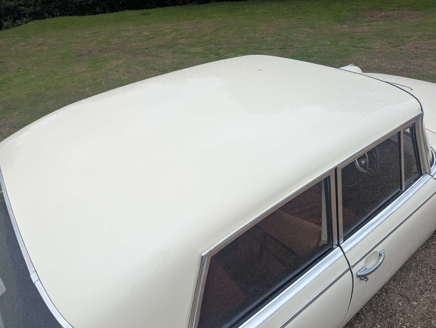 <p>1961 BORGWARD P100</p>