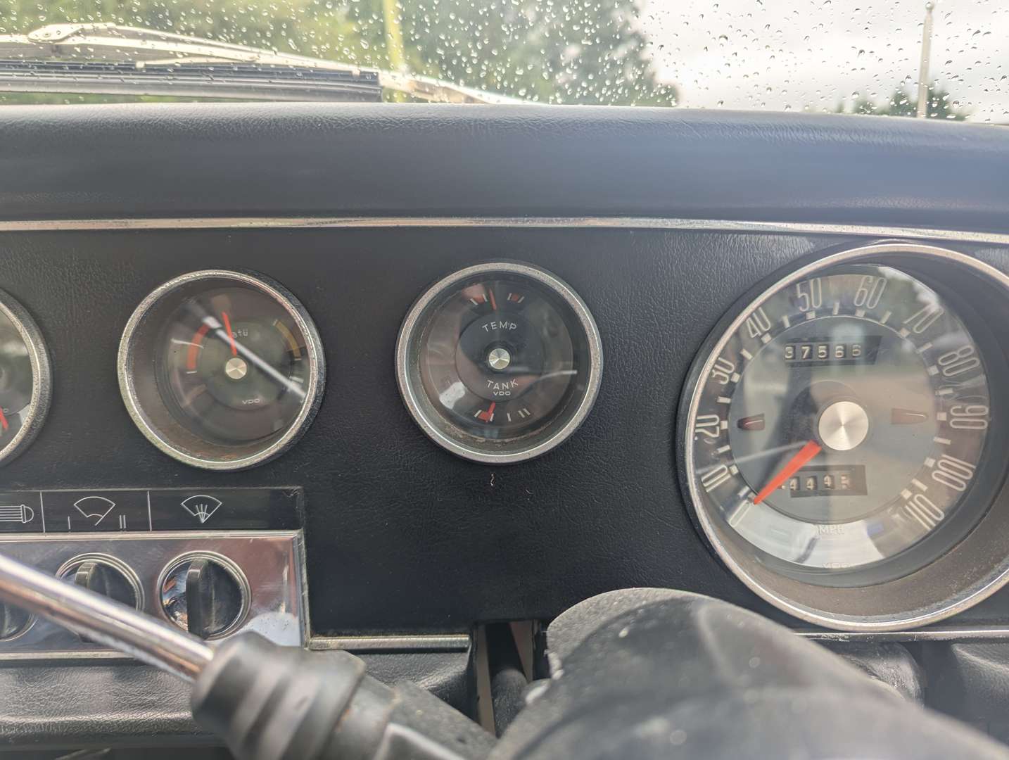 <p>1961 BORGWARD P100</p>