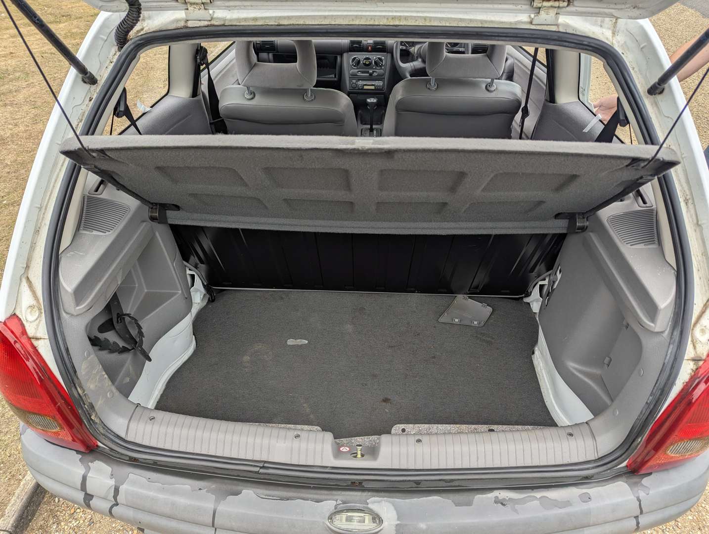 <p>1995 VAUXHALL CORSA MERIT</p>