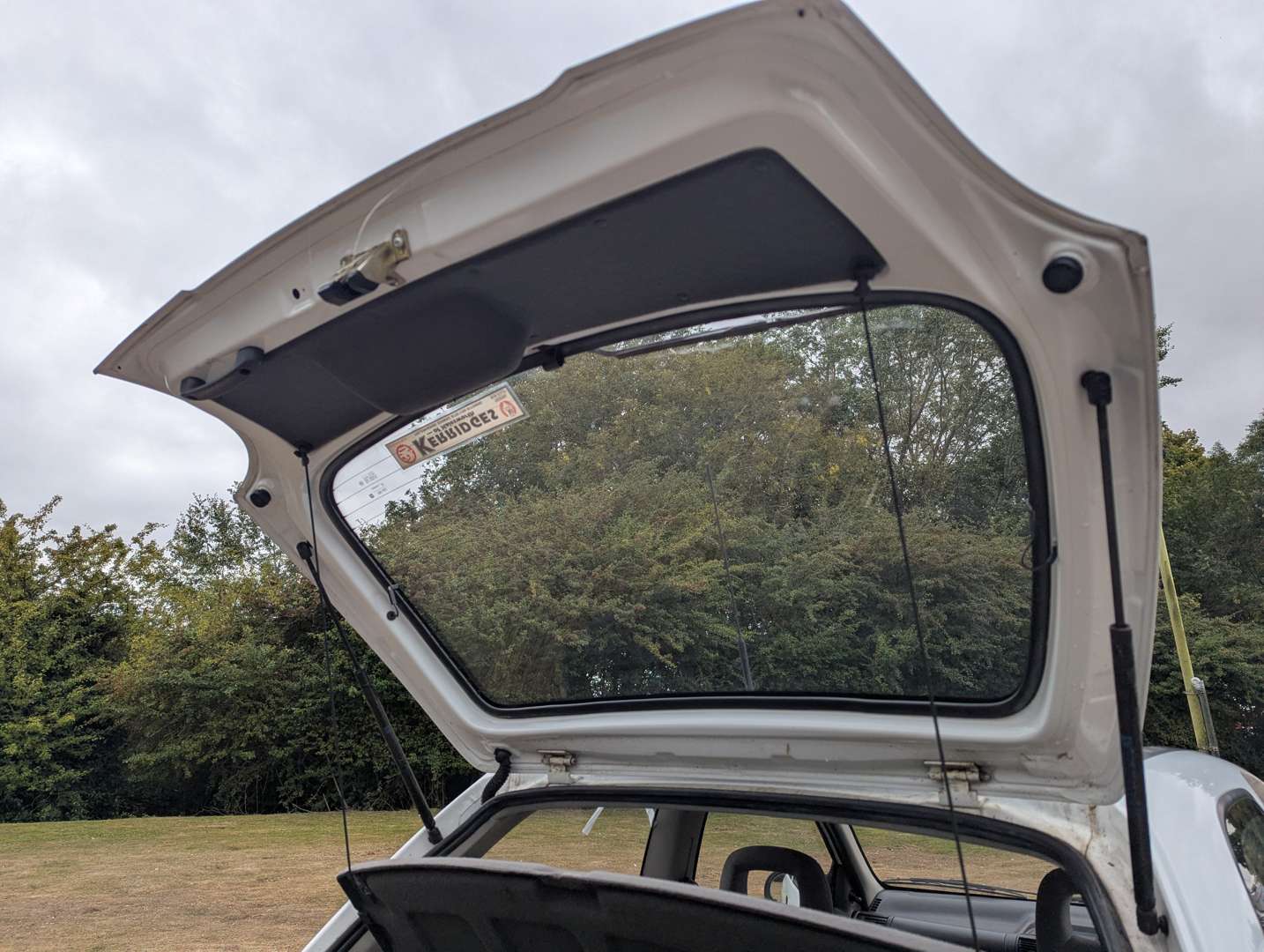 <p>1995 VAUXHALL CORSA MERIT</p>