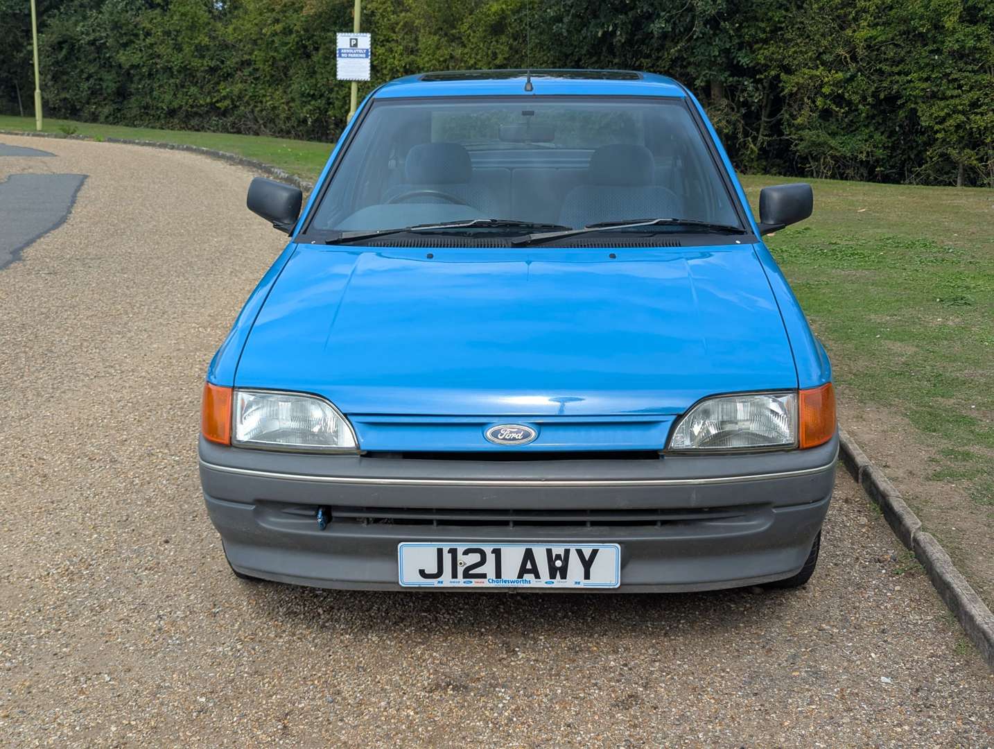 <p>1991 FORD ESCORT L</p>