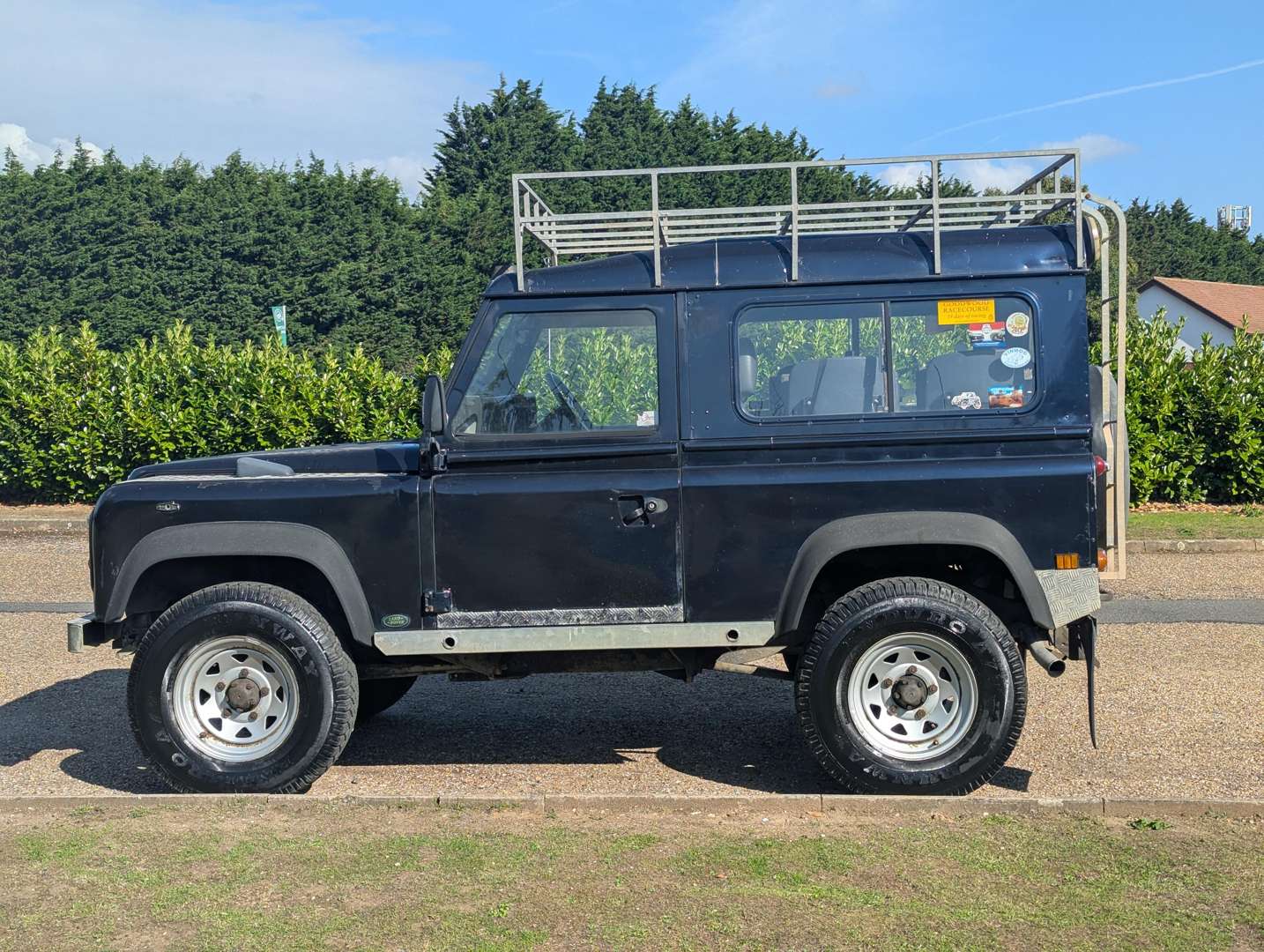 <p>LAND ROVER 90</p>