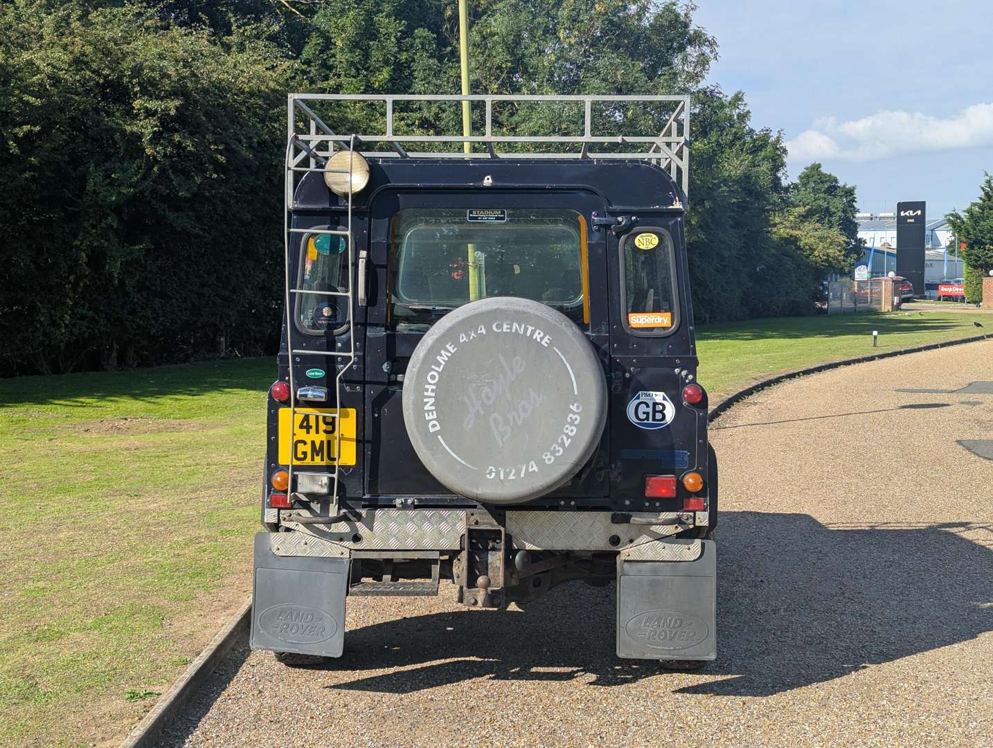 <p>LAND ROVER 90</p>