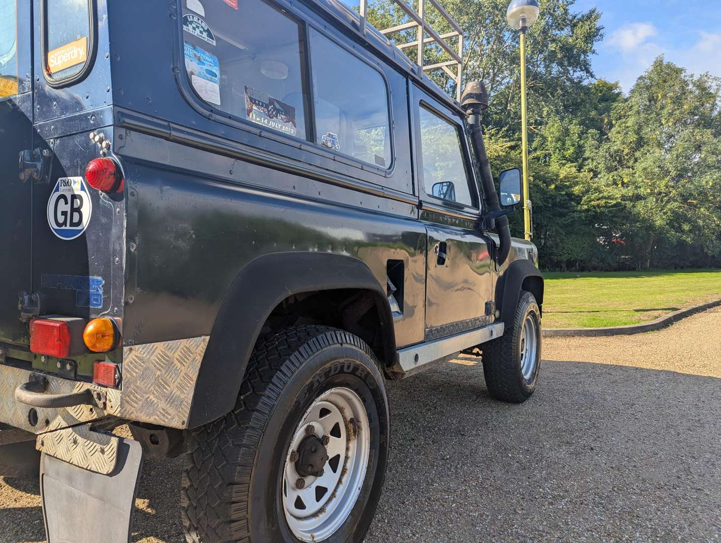 <p>LAND ROVER 90</p>