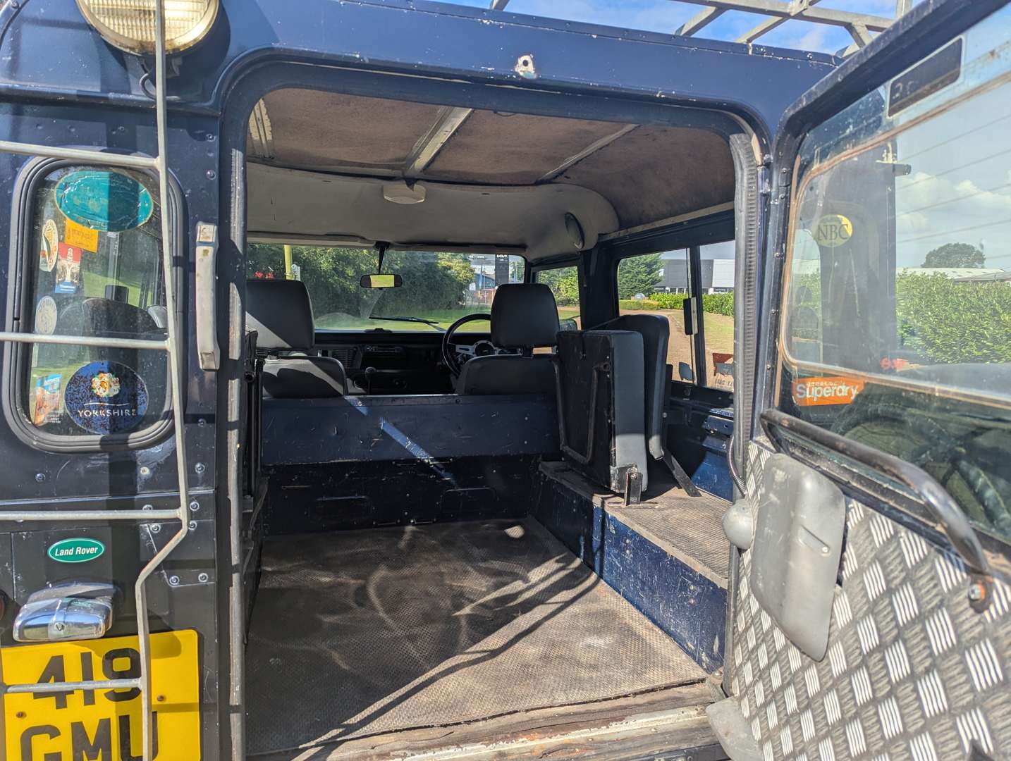 <p>LAND ROVER 90</p>