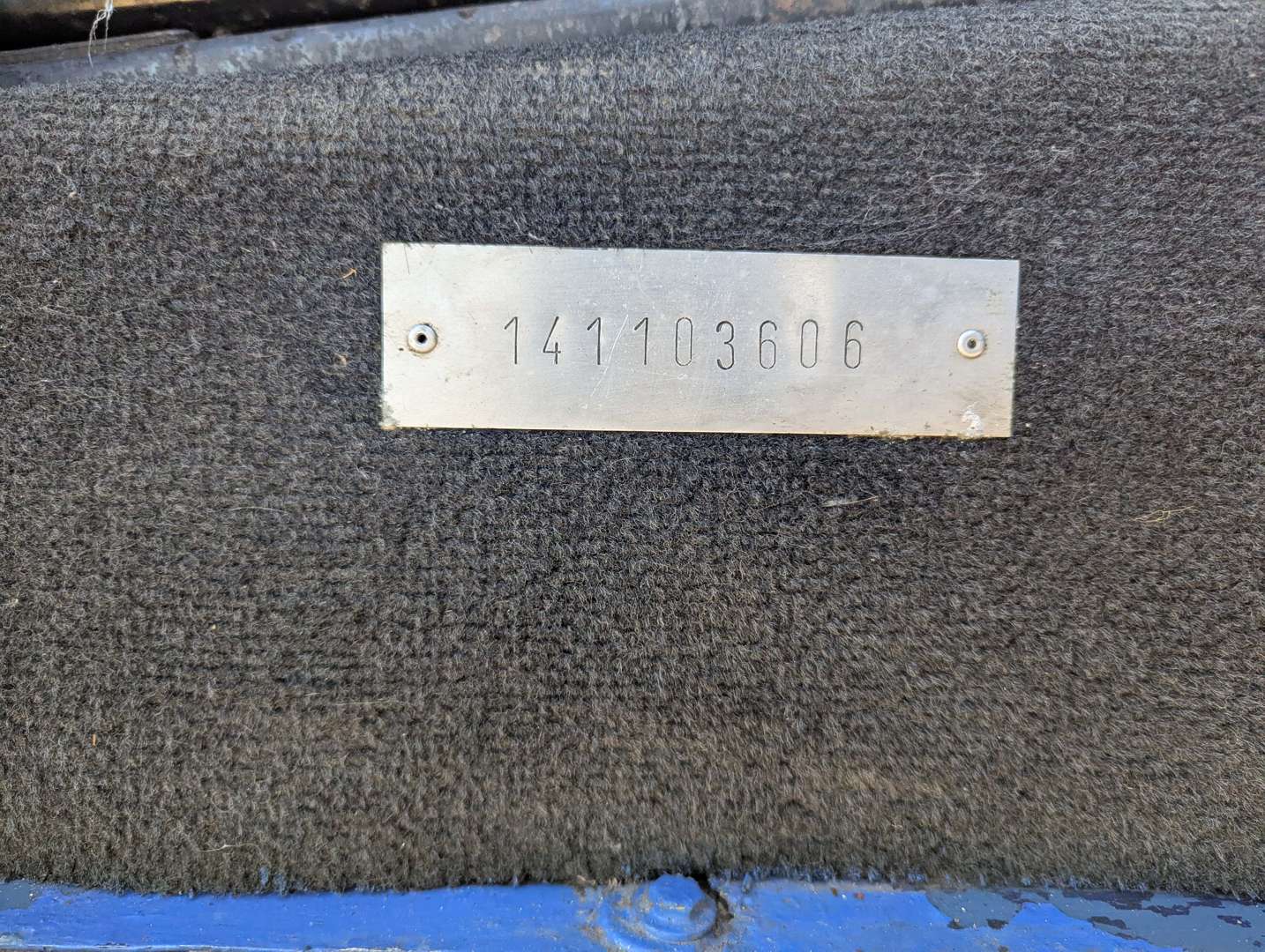 <p>LAND ROVER 90</p>