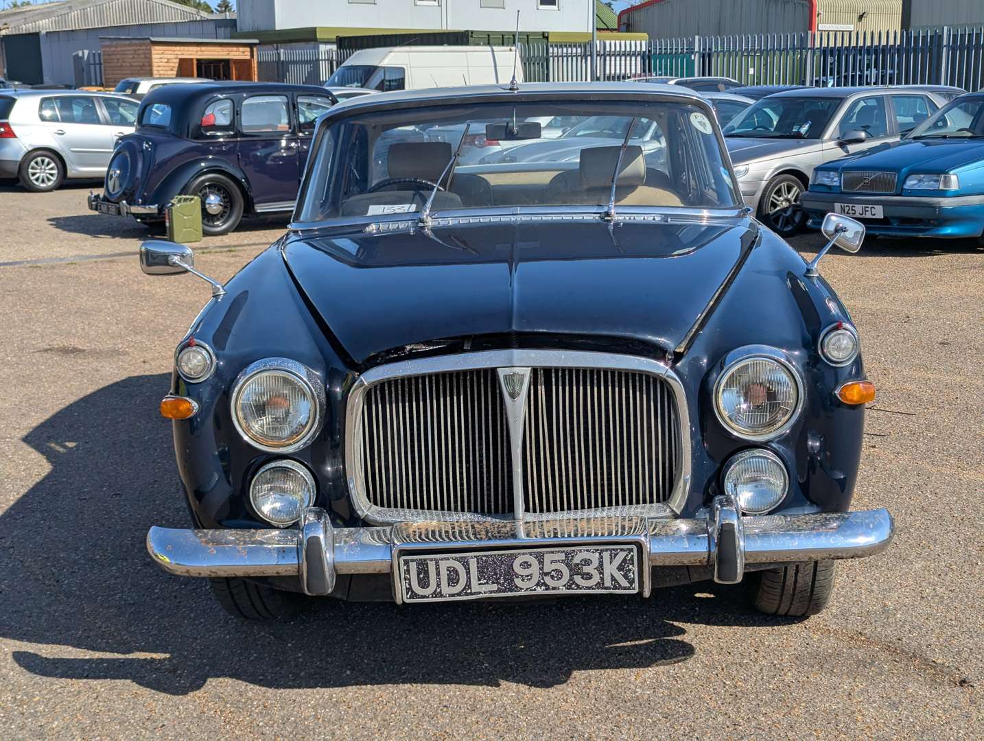 <p>1971 ROVER P5 3.5 COUPE</p>