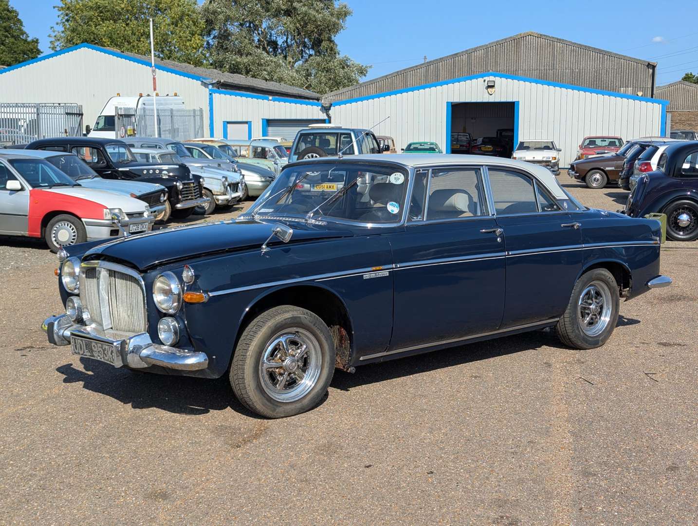 <p>1971 ROVER P5 3.5 COUPE</p>