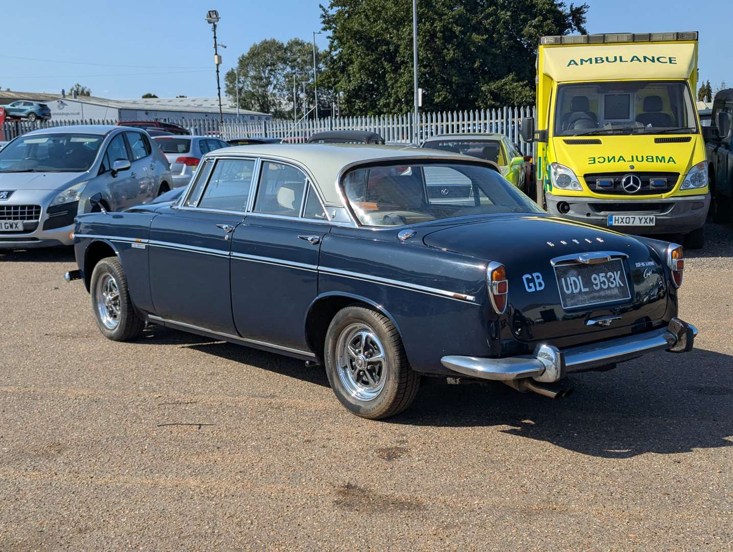 <p>1971 ROVER P5 3.5 COUPE</p>