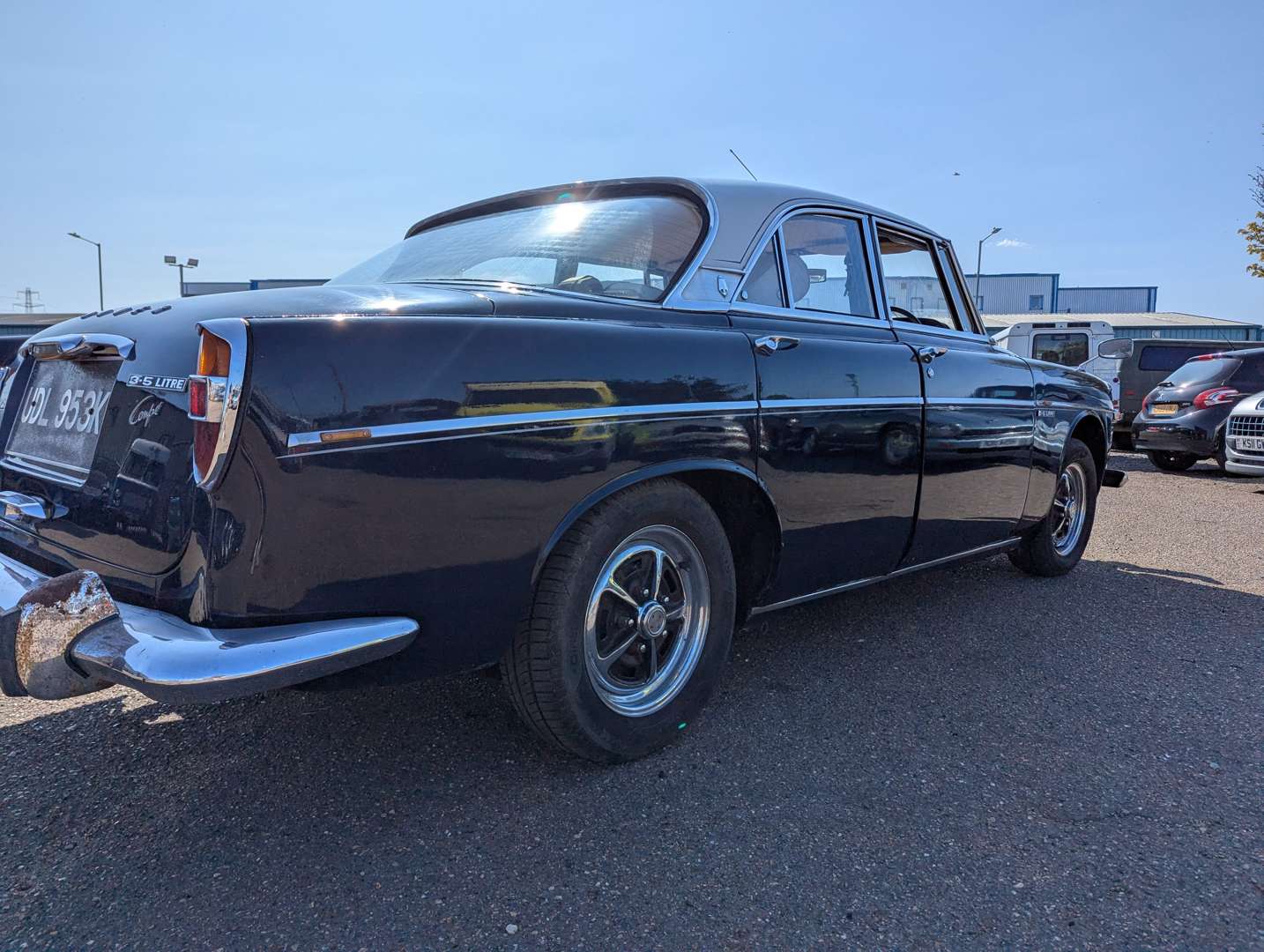 <p>1971 ROVER P5 3.5 COUPE</p>