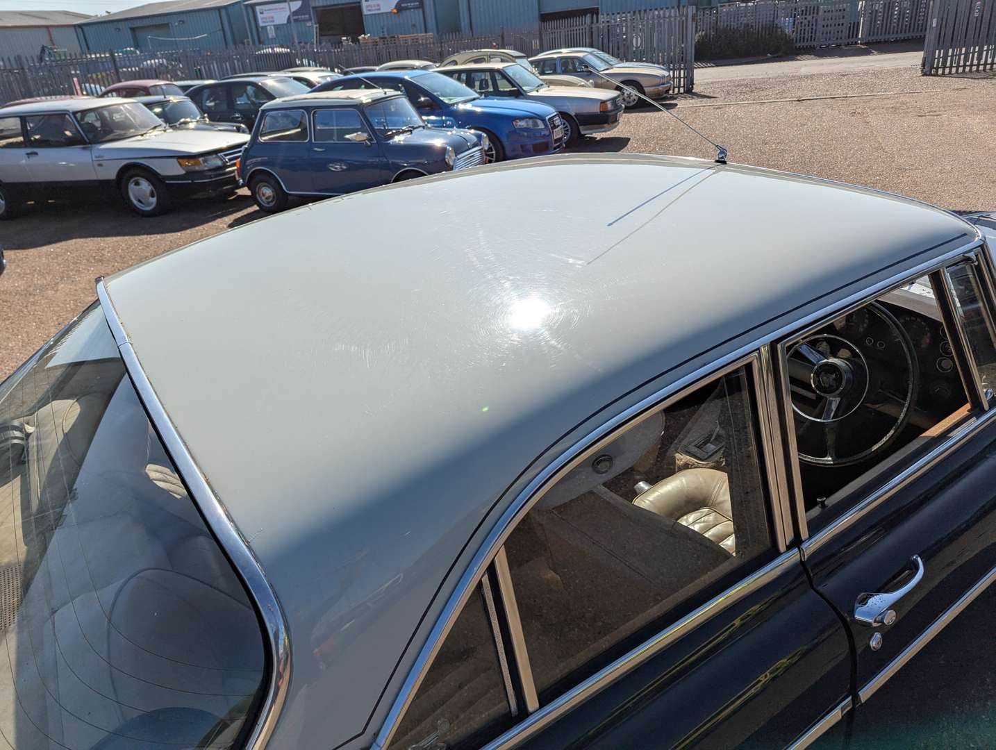 <p>1971 ROVER P5 3.5 COUPE</p>