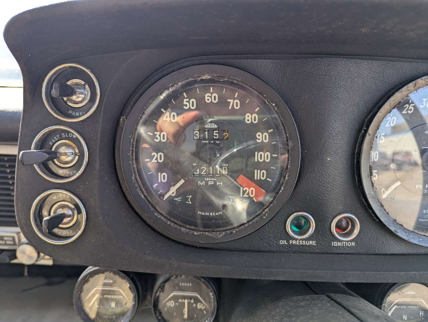 <p>1971 ROVER P5 3.5 COUPE</p>