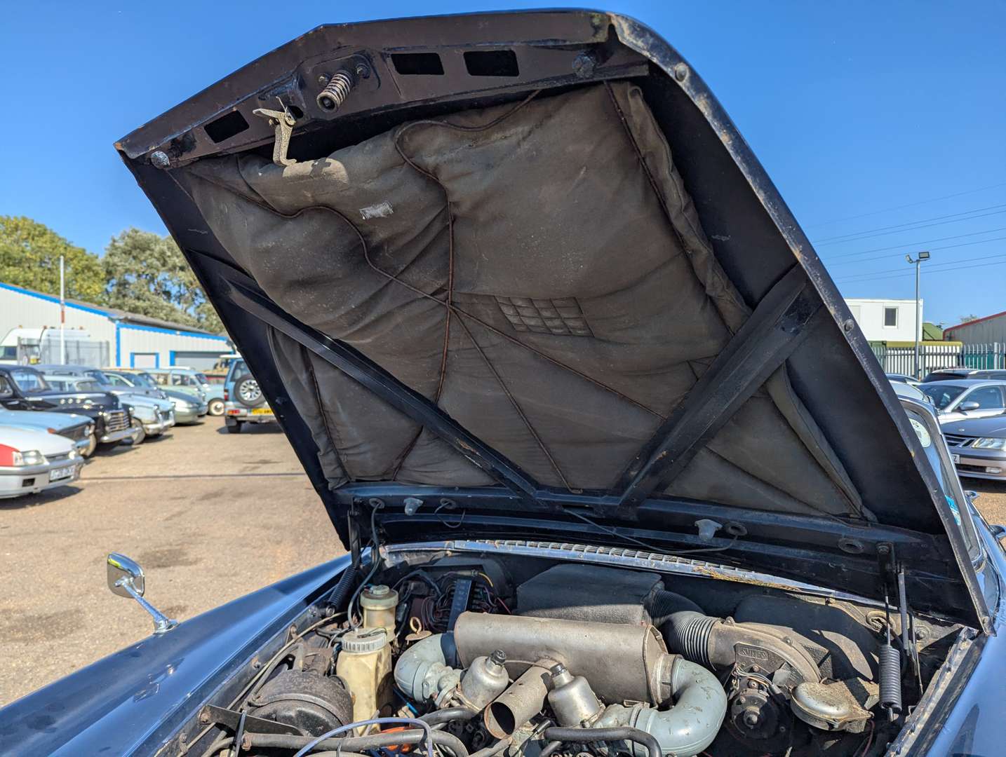 <p>1971 ROVER P5 3.5 COUPE</p>